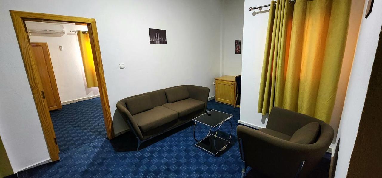 Hotel Le Bon Choix Nawazibu Zewnętrze zdjęcie